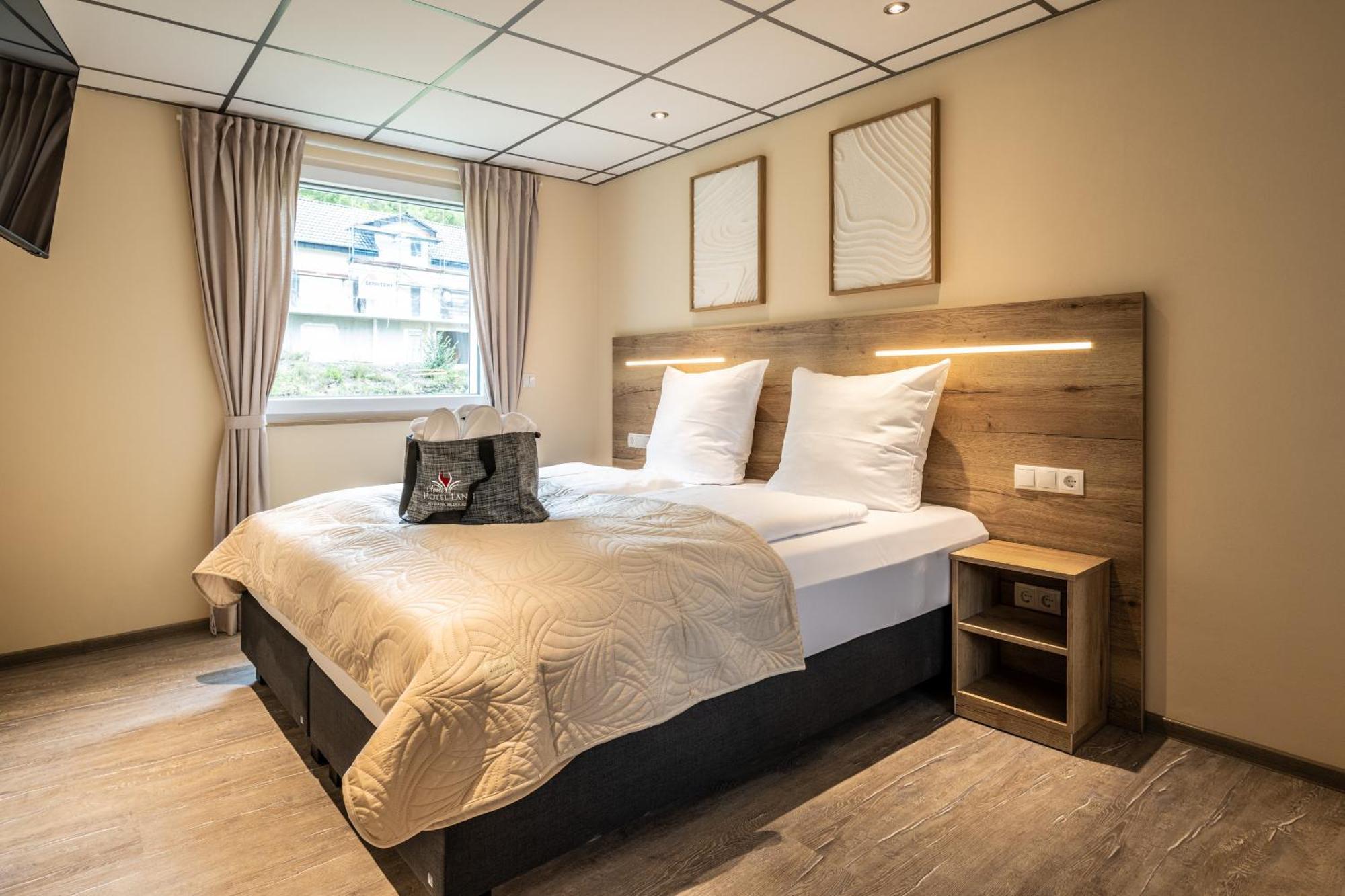Apart Hotel Lang Altenahr Ngoại thất bức ảnh